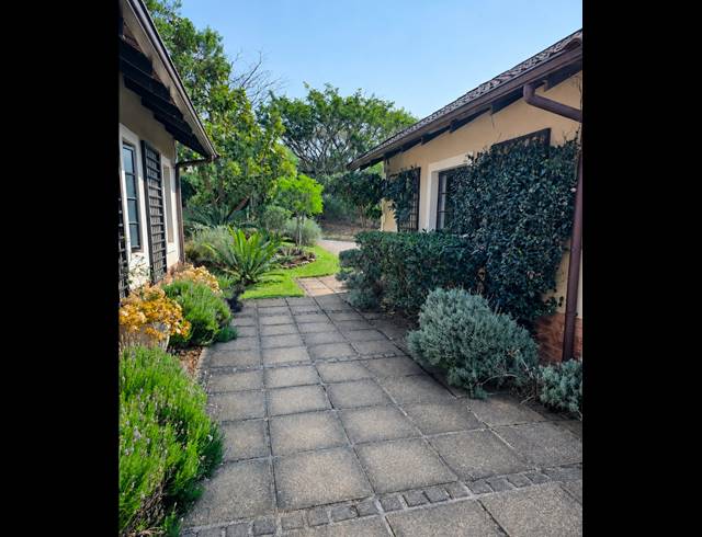 3 BEDROOM HOUSE FOR SALE IN CLIFTON HILL ESTATE